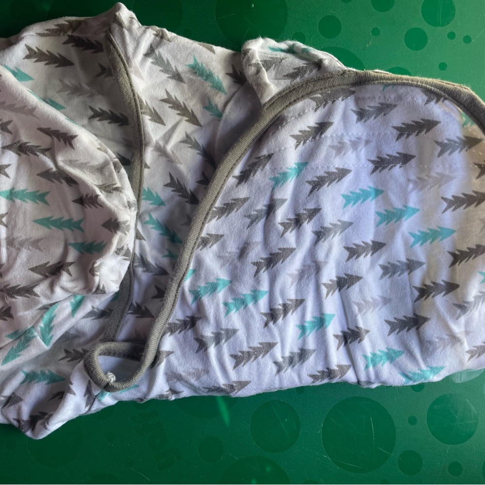 Gray and Teal Arrow Patterned Baby Blanket